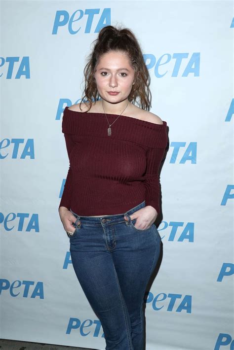 Emma Kenney Porn Videos 